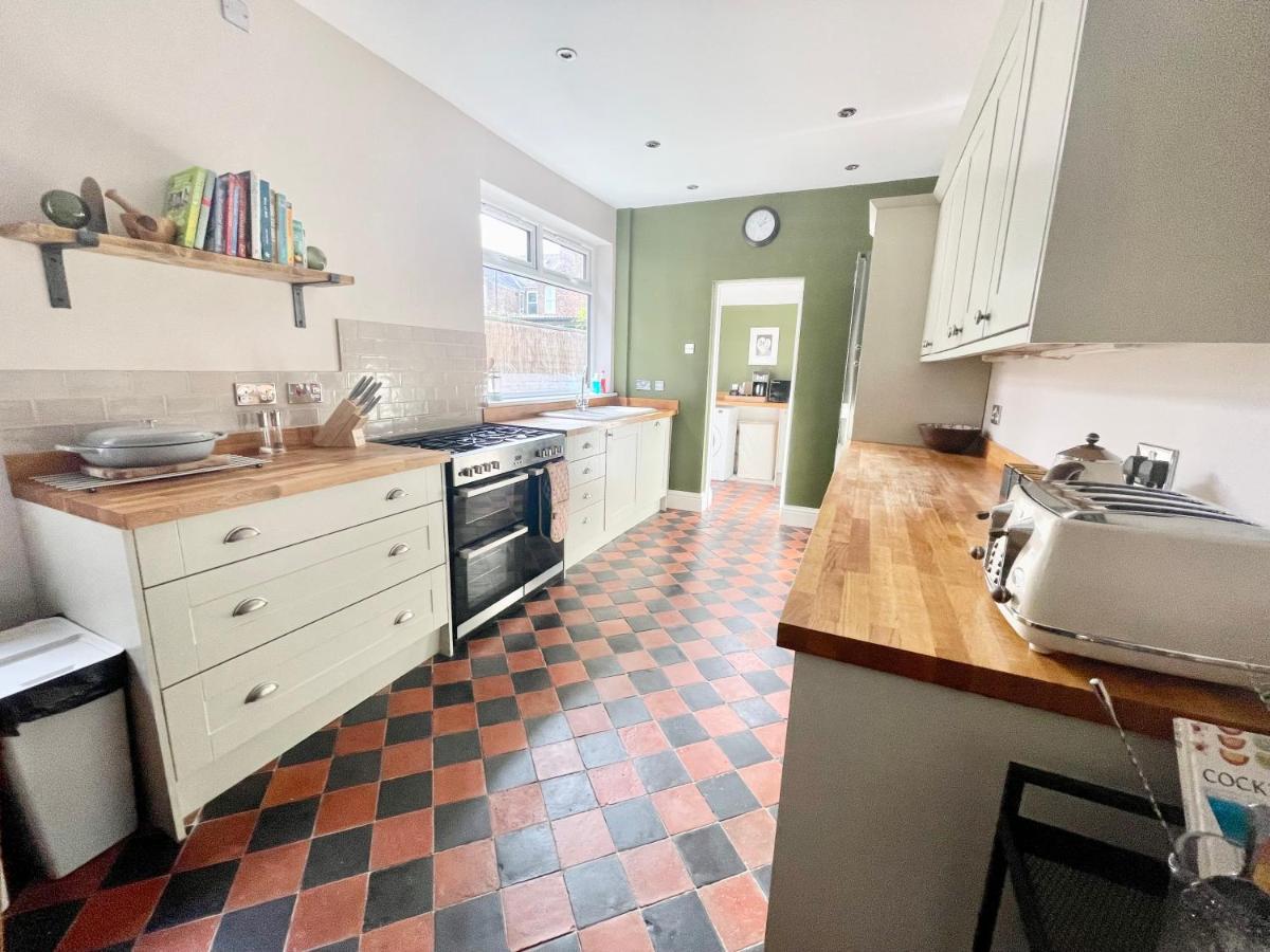 Woodvale Villa York Buitenkant foto